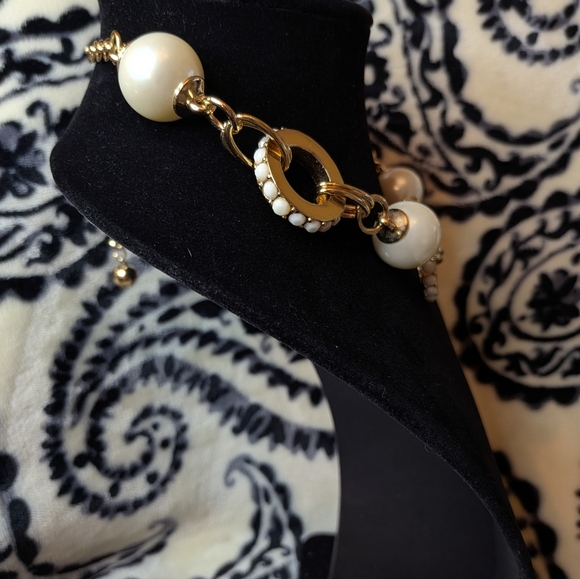 Kate Spade Gold and Pearl Statement Necklace - Picture 7 of 10